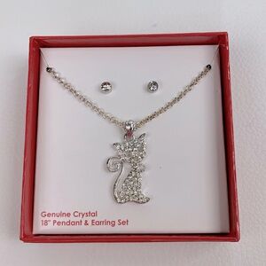Crystal Cat Silver Pendant Necklace earring set 18” Silver tone Post Earring NWT